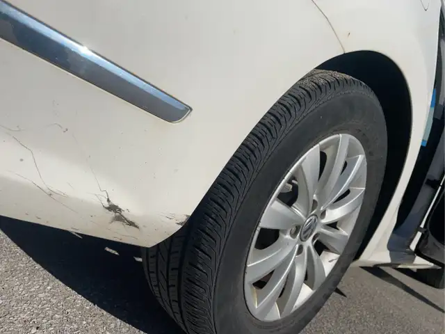 2013 Volkswagen Passat - Photo 30