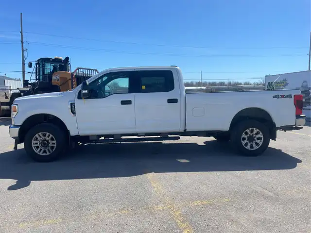 2022 Ford F-350 Super Duty - Photo 8