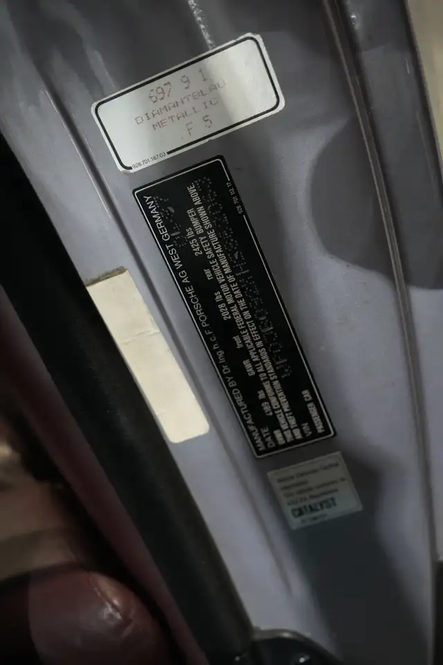 1987 Porsche 928 - Photo 7