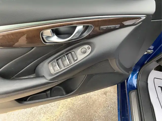 2016 INFINITI Q50 - Photo 22