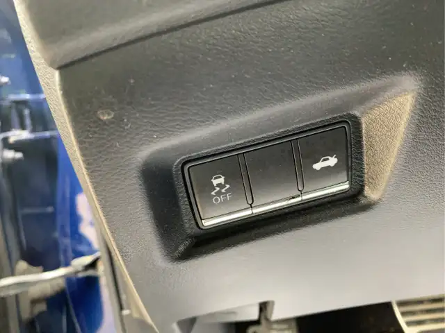 2016 INFINITI Q50 - Photo 36