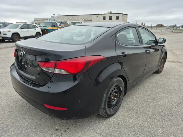 2015 Hyundai ELANTRA - Photo 5