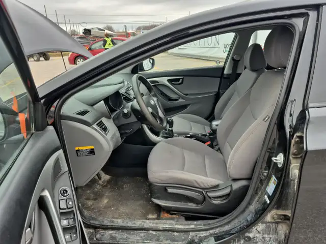 2015 Hyundai ELANTRA - Photo 13