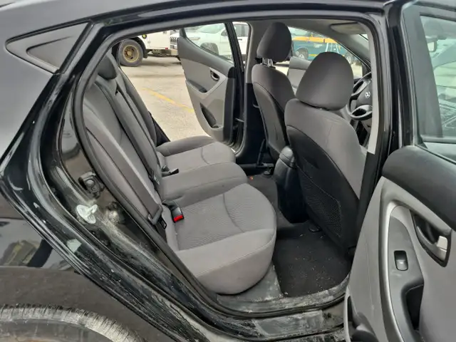 2015 Hyundai ELANTRA - Photo 30