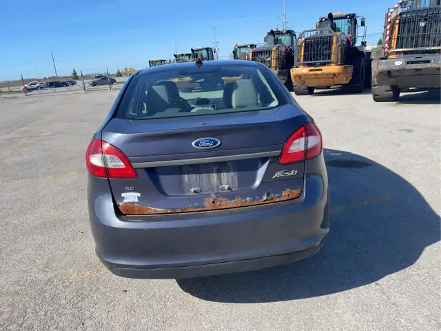 2013 Ford Fiesta - Photo 6