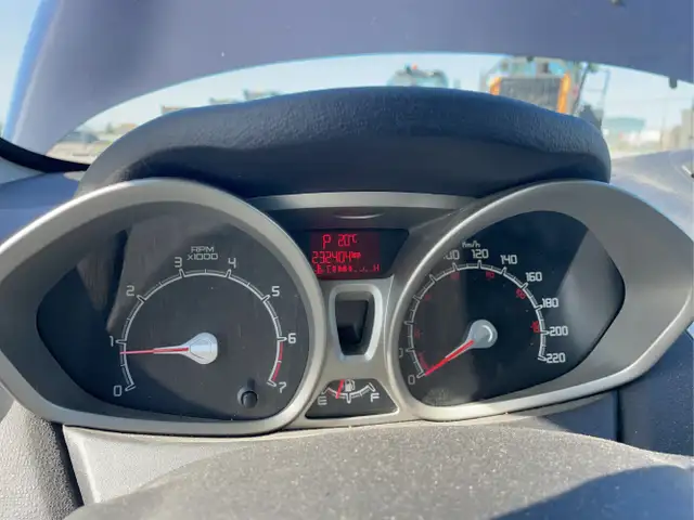 2013 Ford Fiesta - Photo 11