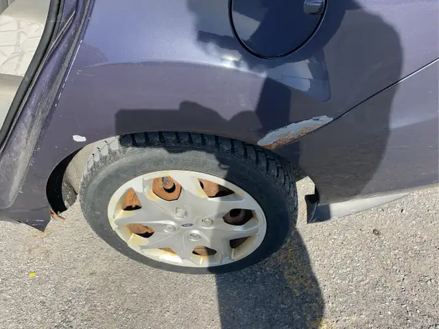 2013 Ford Fiesta - Photo 23