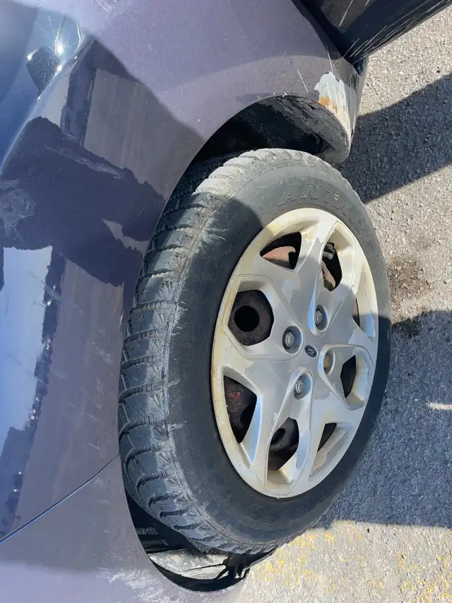 2013 Ford Fiesta - Photo 24