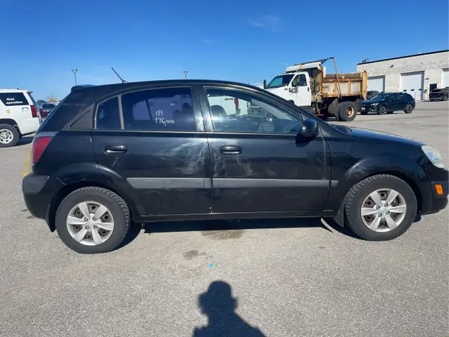 2009 Kia Rio5 - Photo 4