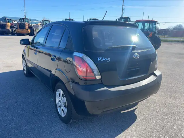 2009 Kia Rio5 - Photo 7