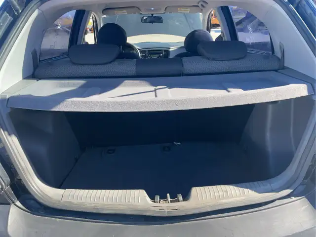 2009 Kia Rio5 - Photo 20