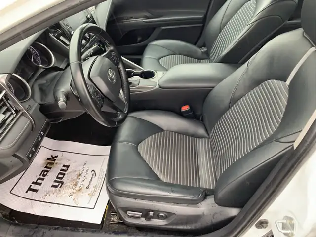 2021 Toyota Camry - Photo 10