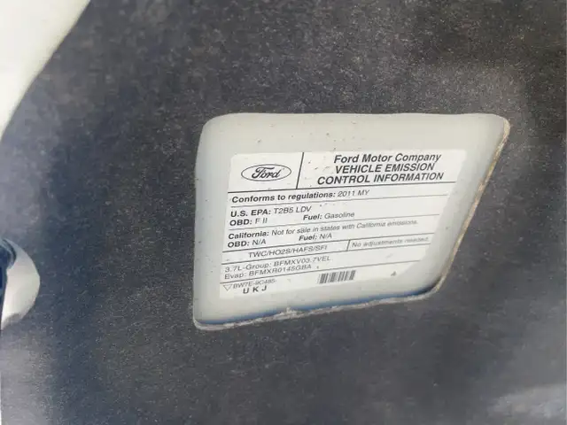 2011 Lincoln MKS - Photo 16