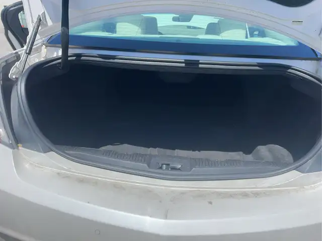 2011 Lincoln MKS - Photo 19