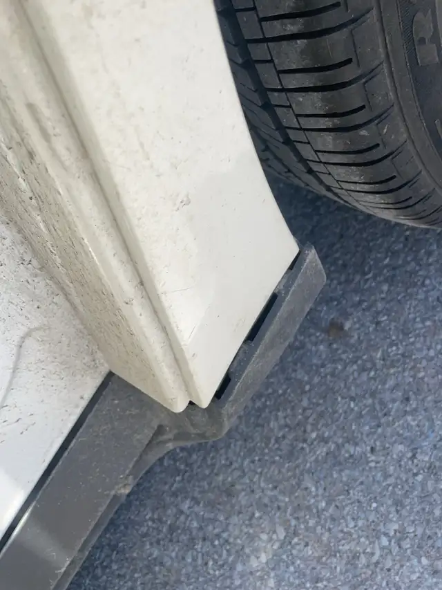 2011 Lincoln MKS - Photo 27