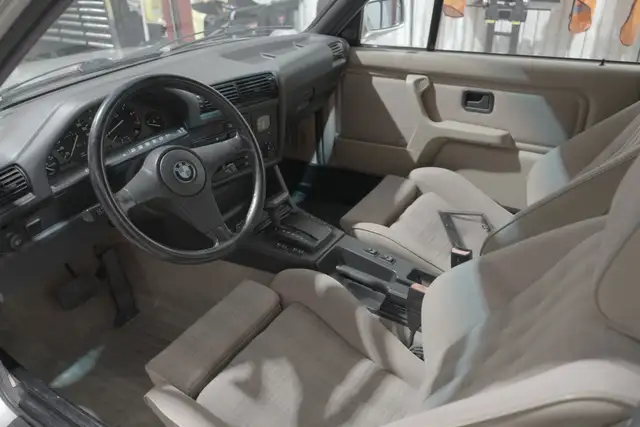 1989 BMW 3 Series - Photo 3