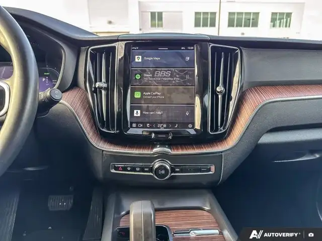 2022 Volvo XC60 Recharge Inscription Expression | HEATED SEATS - Photo 17