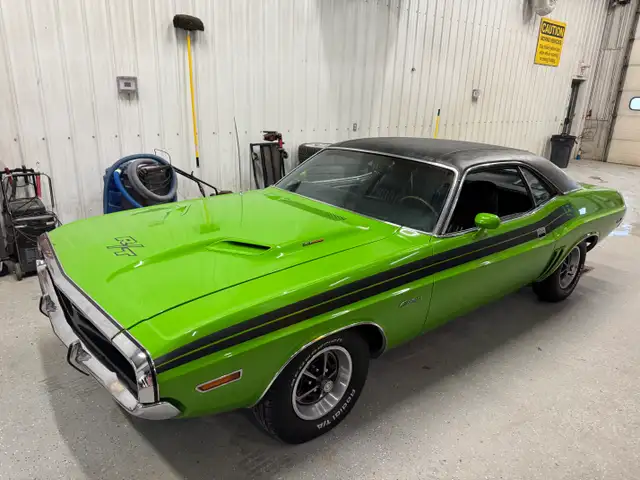 1971 Dodge Challenger - Photo 2