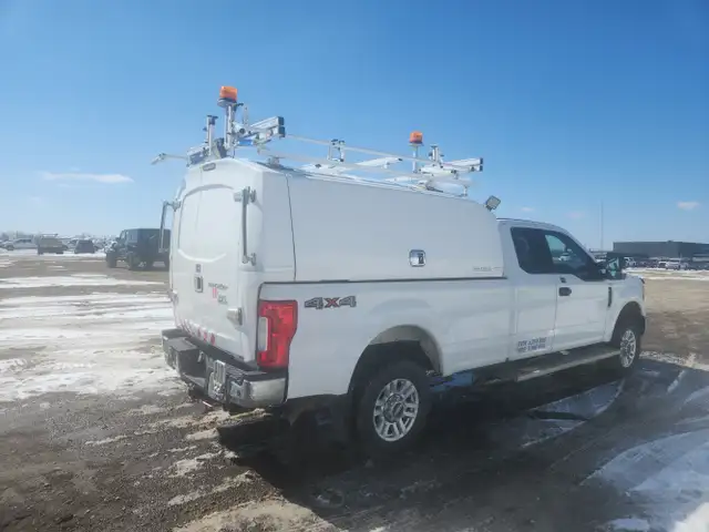 2018 Ford F-350 Super Duty - Photo 3