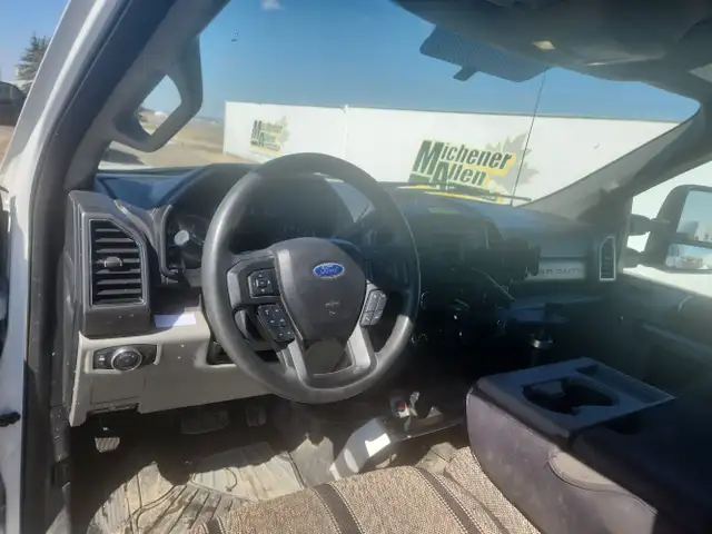 2018 Ford F-350 Super Duty - Photo 13
