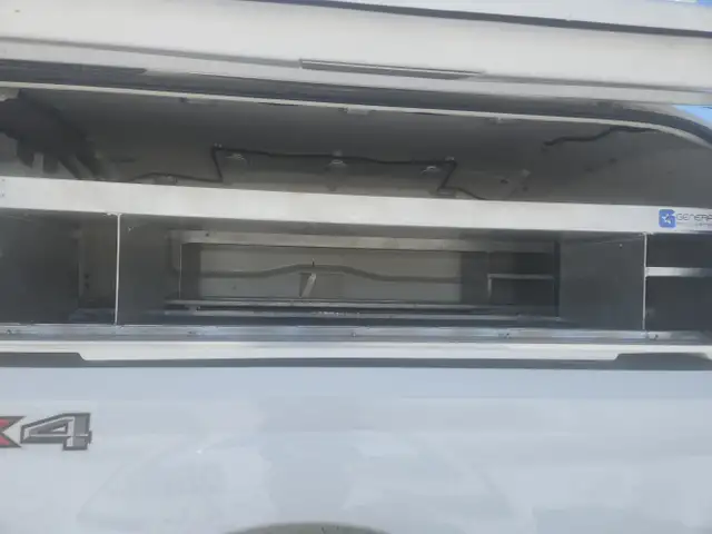 2018 Ford F-350 Super Duty - Photo 17