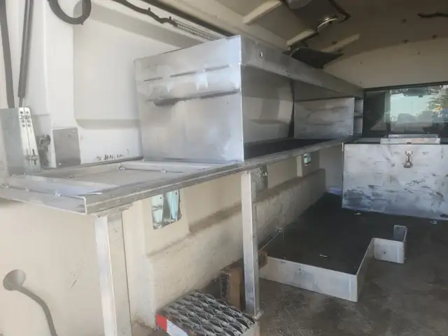 2018 Ford F-350 Super Duty - Photo 25