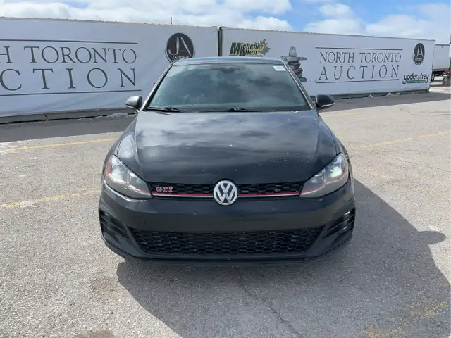 2021 Volkswagen Golf GTI - Photo 2