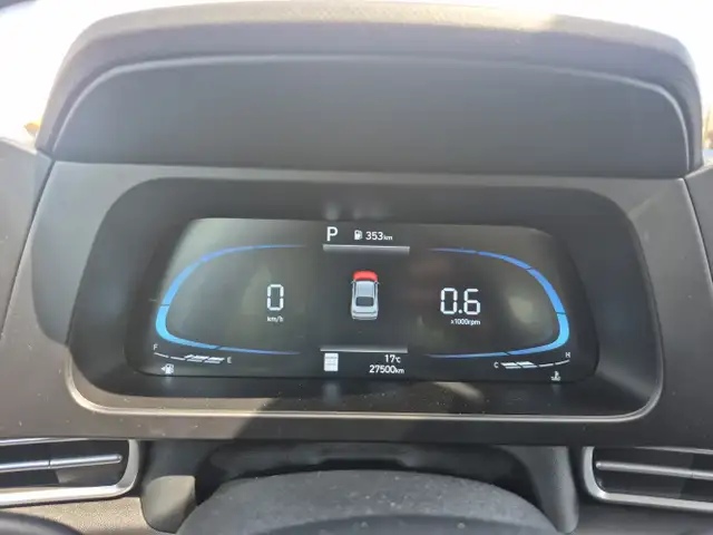 2025 Hyundai ELANTRA - Photo 11