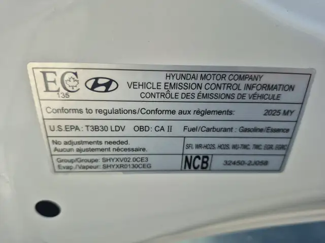 2025 Hyundai ELANTRA - Photo 16