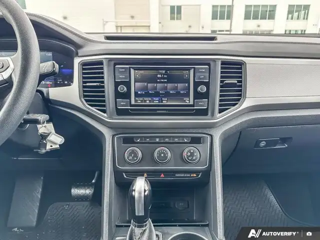 2022 Volkswagen Atlas Cross Sport Trendline | VW CERTIFIED - Photo 17