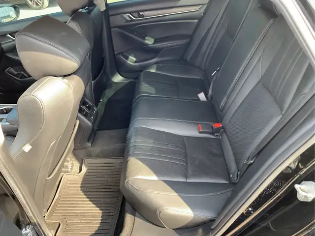 2019 Honda Accord Hybrid - Photo 14