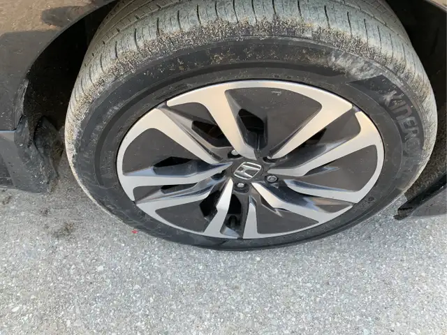 2019 Honda Accord Hybrid - Photo 19