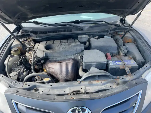 2011 Toyota Camry - Photo 9