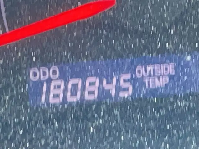 2011 Toyota Camry - Photo 16