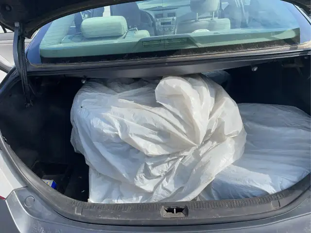 2011 Toyota Camry - Photo 20