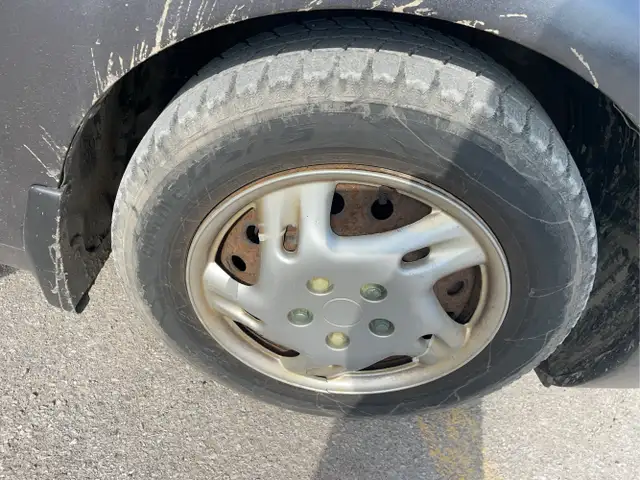 2011 Toyota Camry - Photo 21