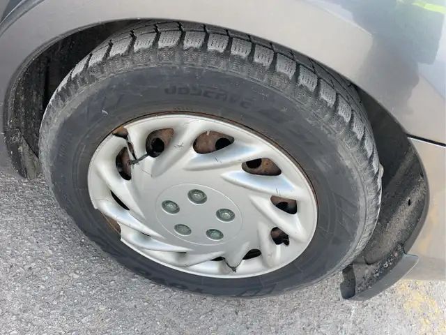 2011 Toyota Camry - Photo 23