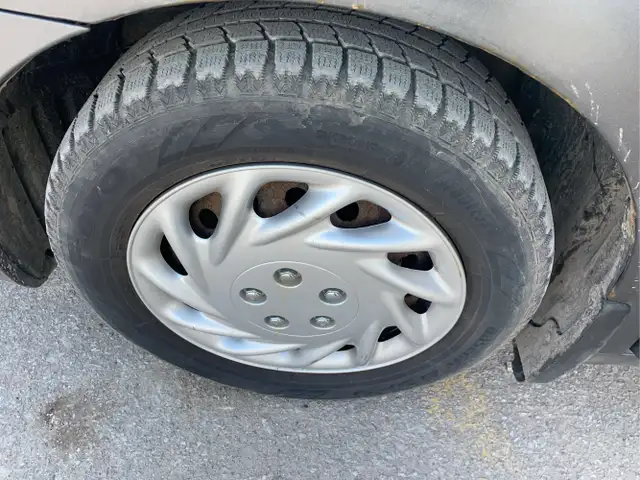 2011 Toyota Camry - Photo 24