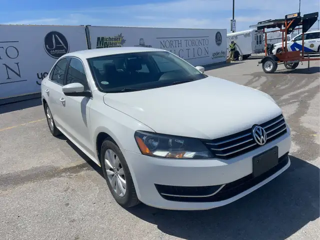 2014 Volkswagen Passat - Photo 3