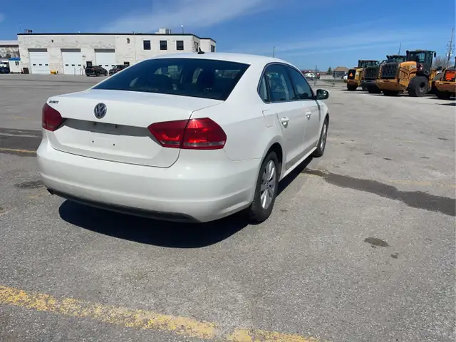 2014 Volkswagen Passat - Photo 5