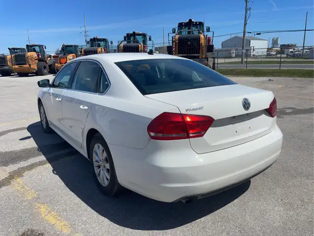 2014 Volkswagen Passat - Photo 7