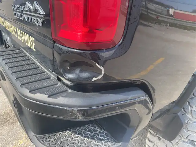 2023 Chevrolet Silverado 3500HD - Photo 35