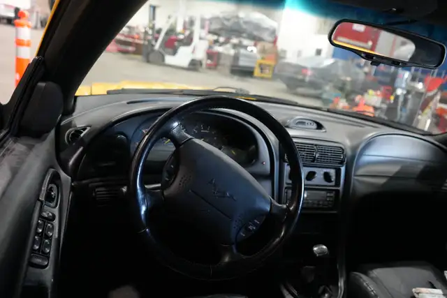 1995 Ford Mustang - Photo 4