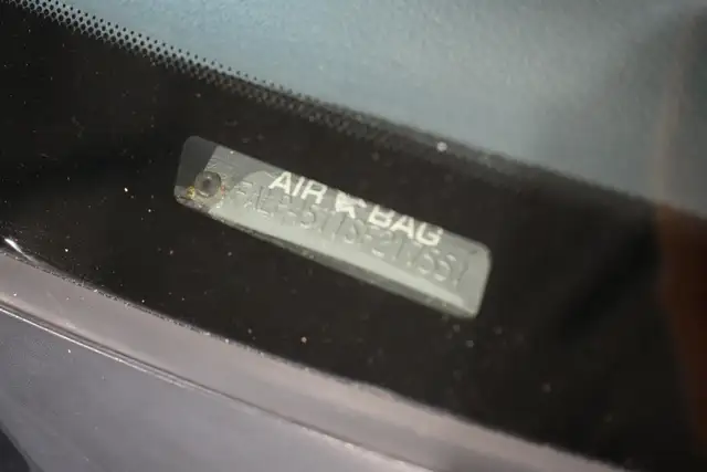 1995 Ford Mustang - Photo 7