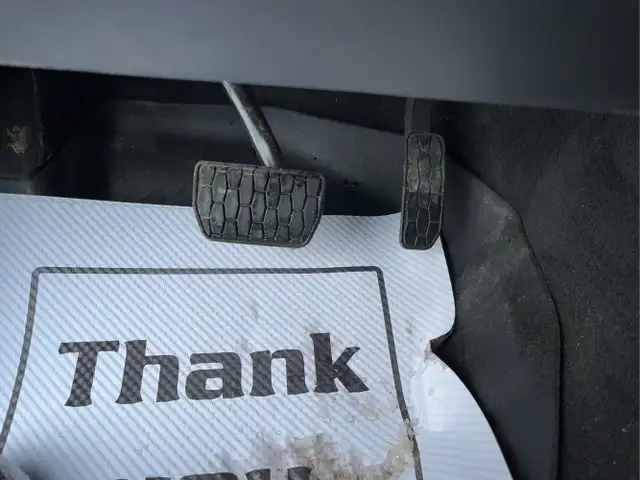 2017 Jaguar XF - Photo 18