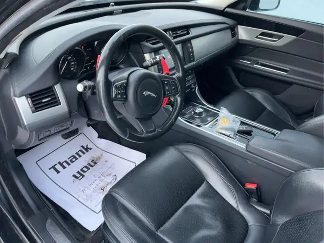 2017 Jaguar XF - Photo 23