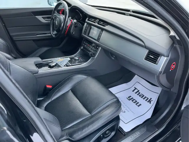 2017 Jaguar XF - Photo 26