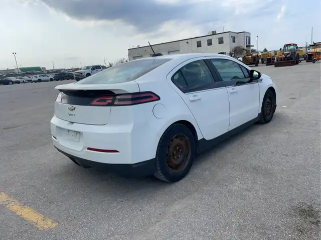 2015 Chevrolet Volt - Photo 5