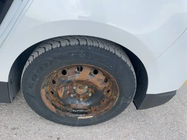 2015 Chevrolet Volt - Photo 23