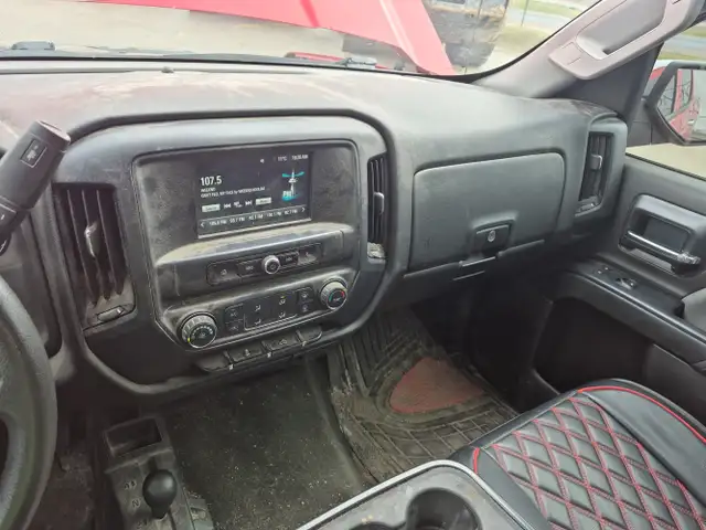 2018 Chevrolet Silverado 1500 - Photo 12